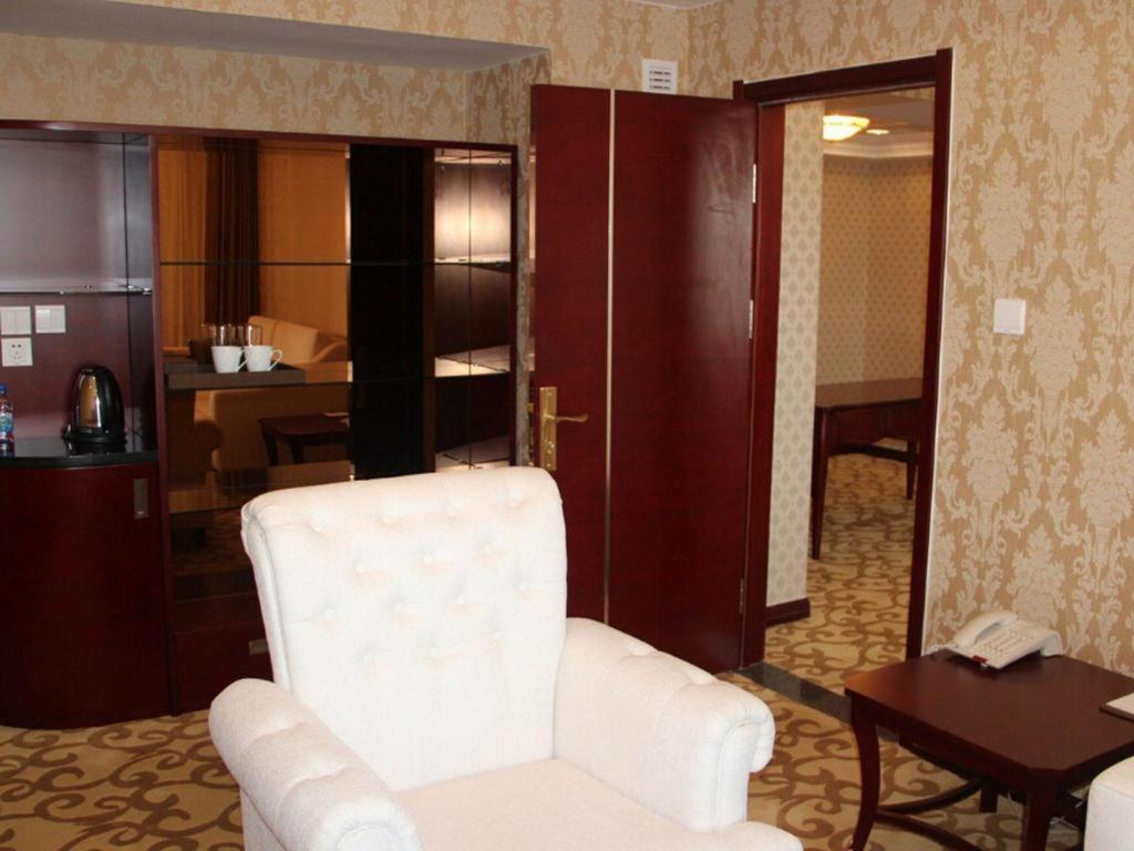 Dalian Southern Airline Pearl Hotel מראה חיצוני תמונה