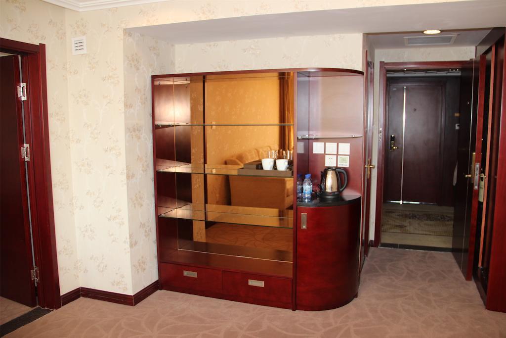 Dalian Southern Airline Pearl Hotel חדר תמונה